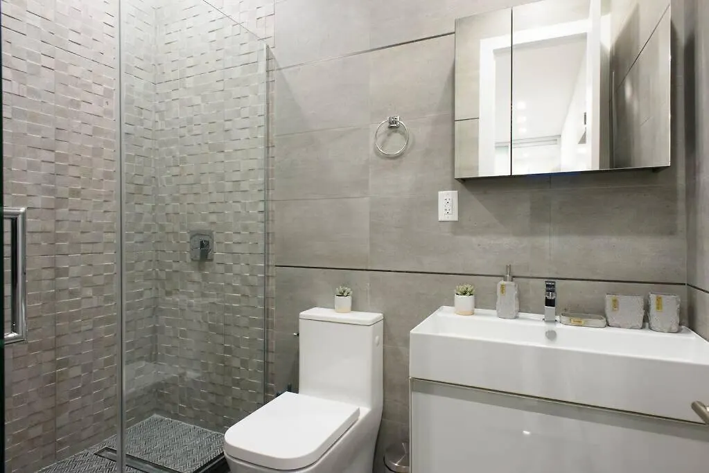 78-1D New Junior 1 Bedroom Prime Ues- Wd In Unit New York 0*,  United States